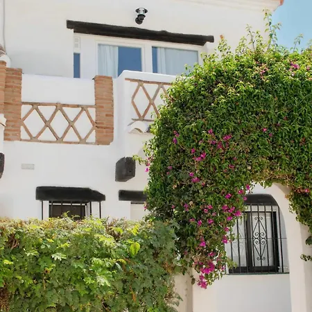 Mijas Costa - Beachside Apartment- A *