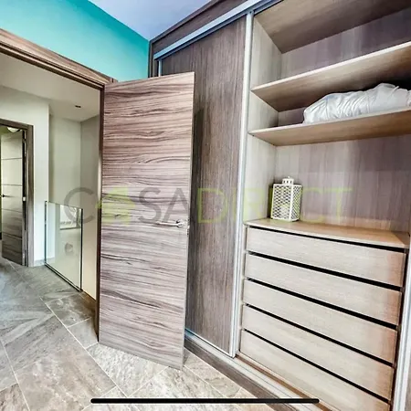 Mijas Costa - Beachside Apartment- A Apartment