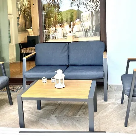 Mijas Costa - Beachside Apartment- A Apartment La Cala De Mijas