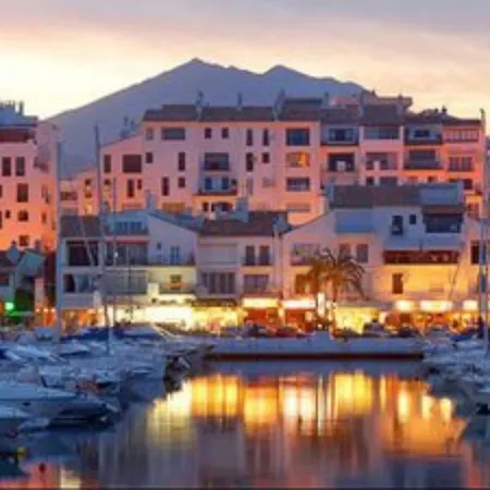 Mijas Costa - Beachside Apartment- A Apartment *